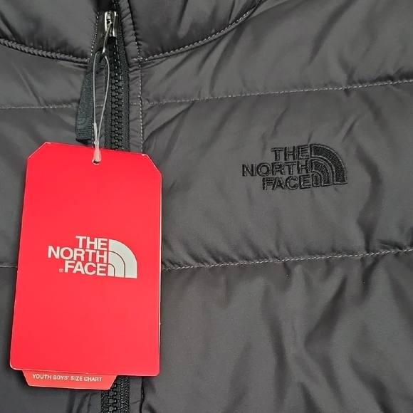 The North Face Black Puffer Jacket Kids 14/16 - Picture 2 of 11